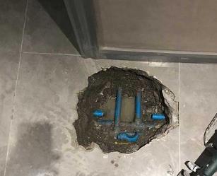 灵丘阳台漏水维修公司分享下暖气管道漏水的原因有哪些